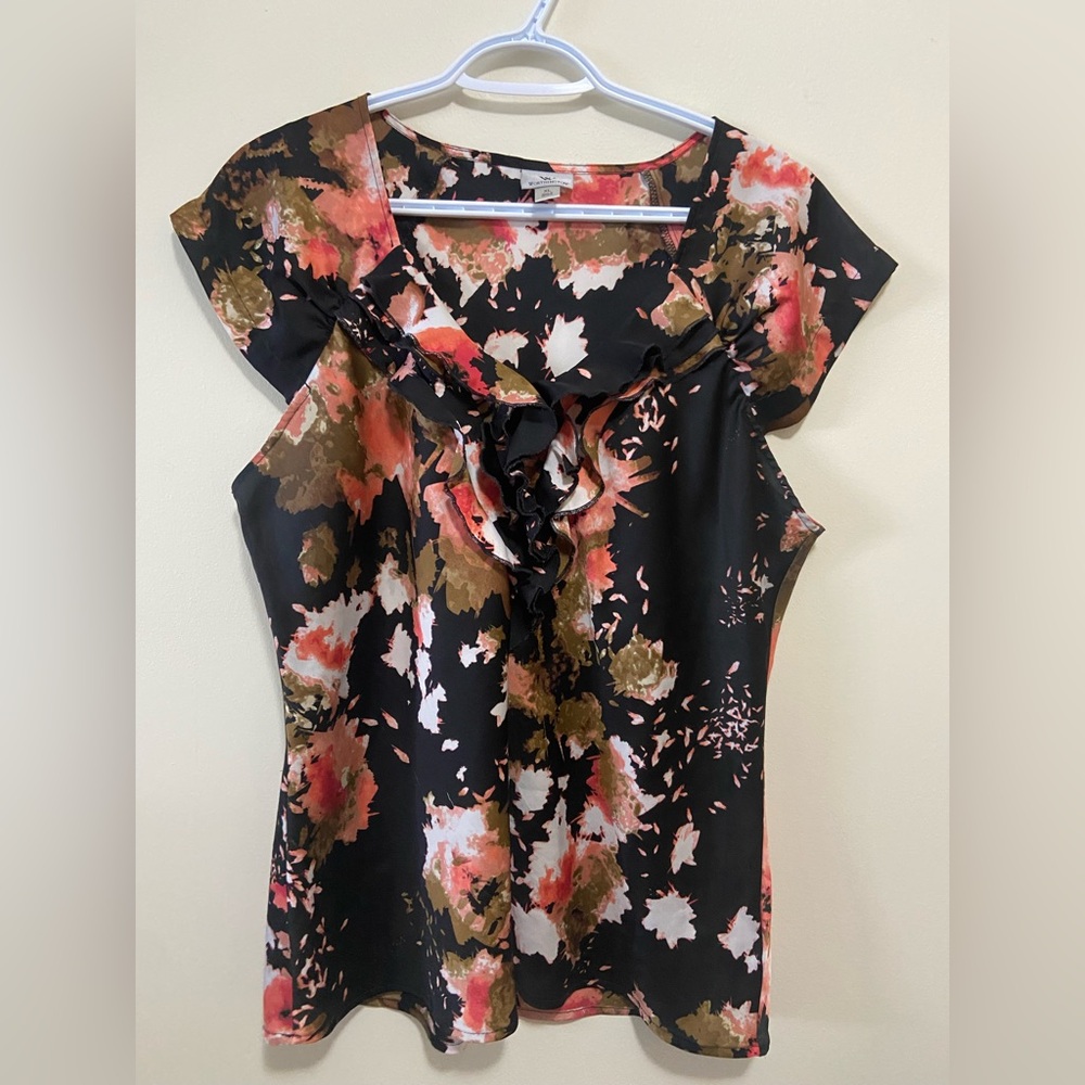 Size XL Floral Black and Pink Women's Top - Worthington Brand